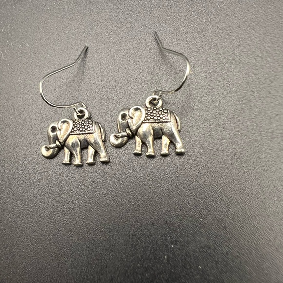 Jewelry - Elegant Silver Elephant Earrings